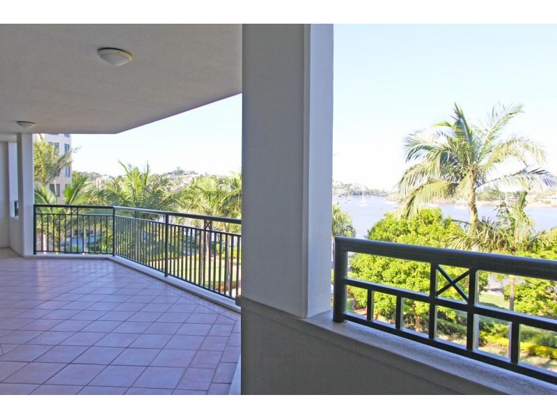 302/43-57 Newstead Terrace, Newstead QLD 4006