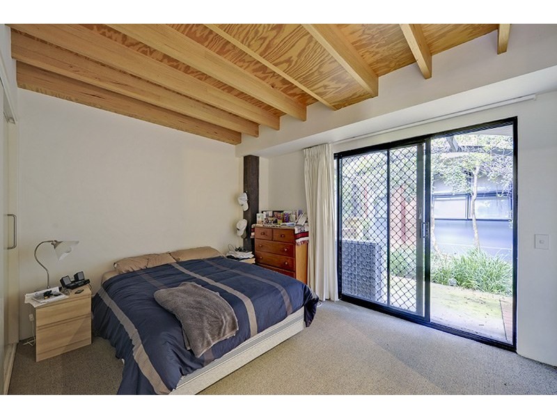 139 Commercial Road, Teneriffe QLD 4005