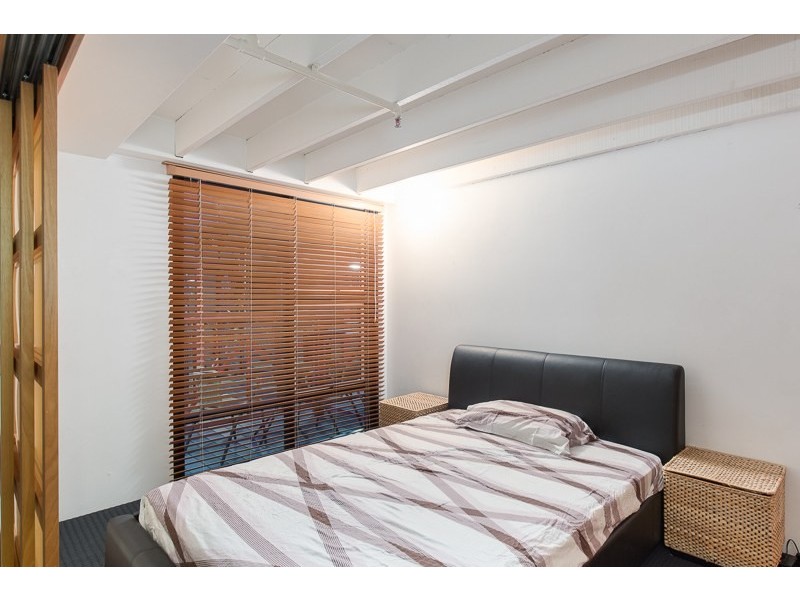 140/53 Vernon Terrace, Teneriffe QLD 4005