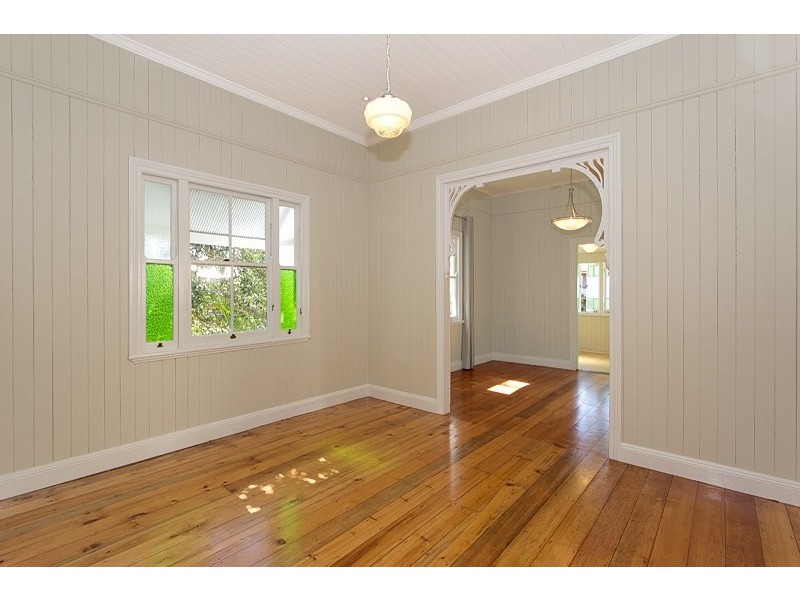 53 Baron Street, Greenslopes QLD 4120