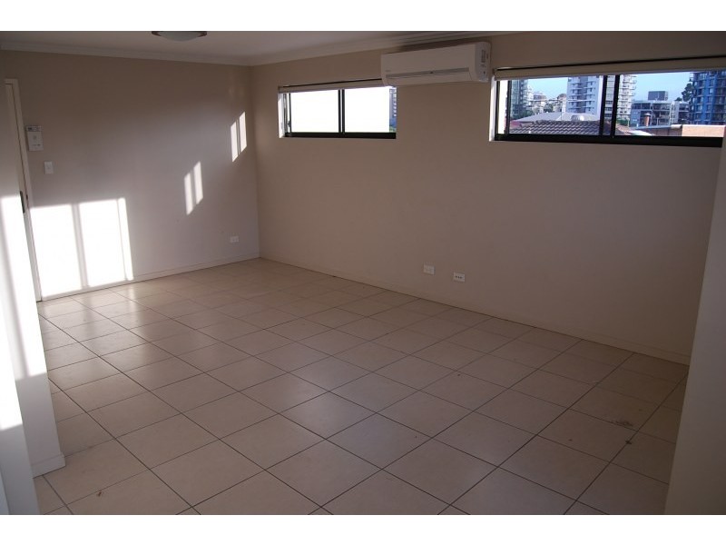 204 Wellington Road, Kangaroo Point QLD 4169