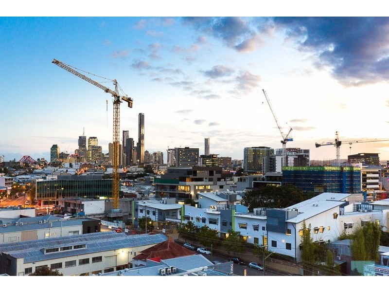 202/31 Longland Street, Newstead QLD 4006