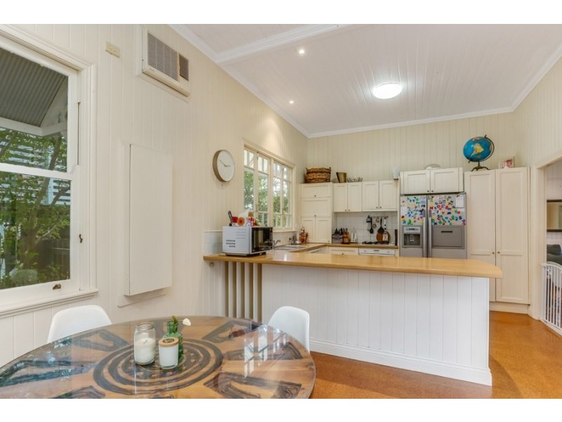 44 Gracemere Street, Newmarket QLD 4051