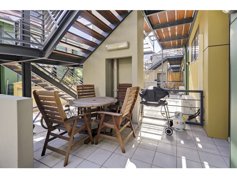 139 Commercial Road, Teneriffe QLD 4005