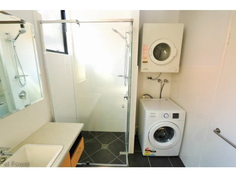 139 Commercial Road, Teneriffe QLD 4005