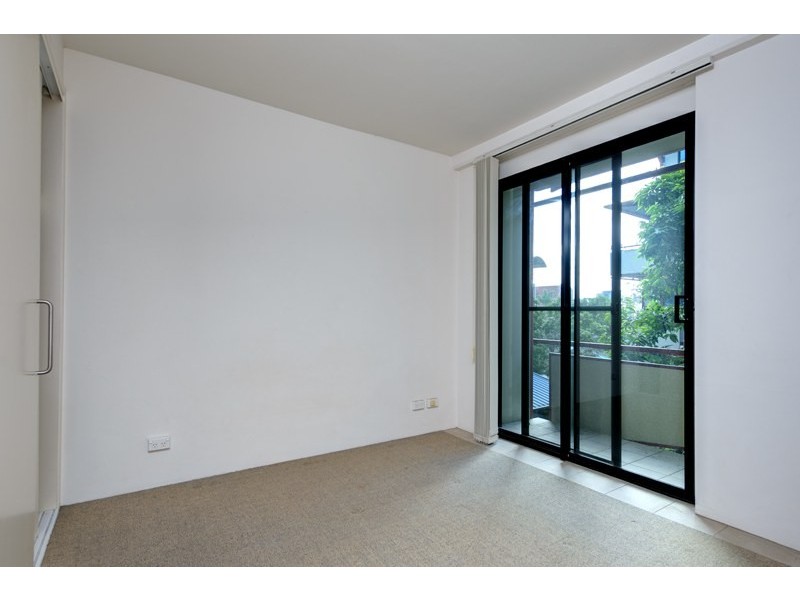 139 Commercial Road, Teneriffe QLD 4005