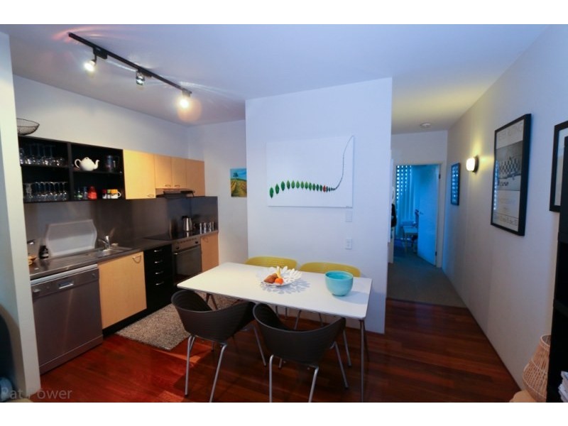 139 Commercial Road, Teneriffe QLD 4005