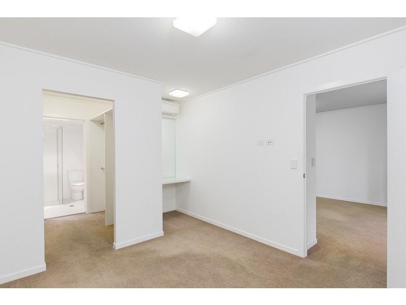 212/23 Parkland Street, Nundah QLD 4012