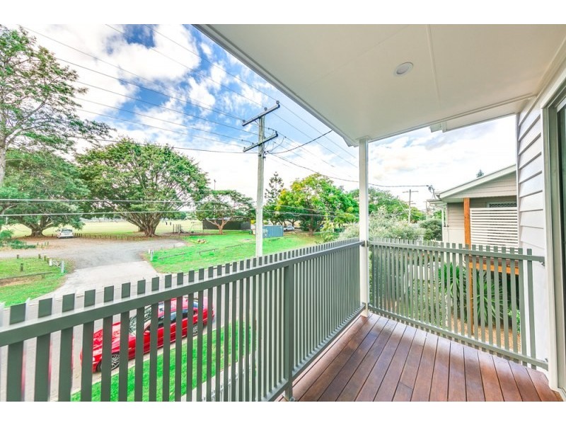 42 Halifax Street, Norman Park QLD 4170