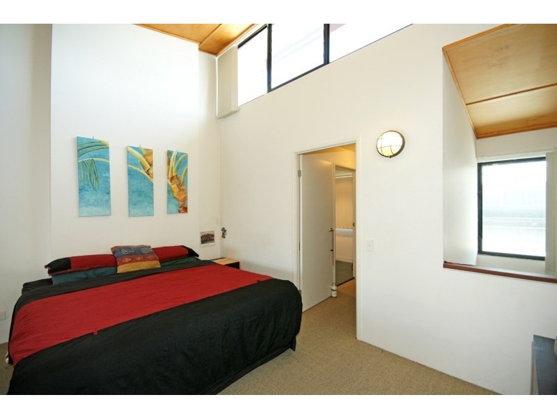 139 Commercial Road, Teneriffe QLD 4005