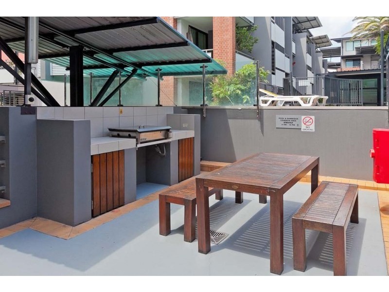 139 Commercial Road, Teneriffe QLD 4005