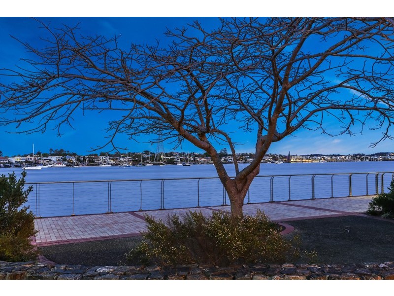 9/32 Newstead Terrace, Newstead QLD 4006