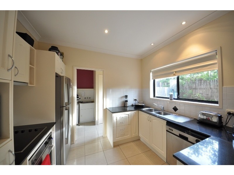 4/47 Leicester Street, Coorparoo QLD 4151