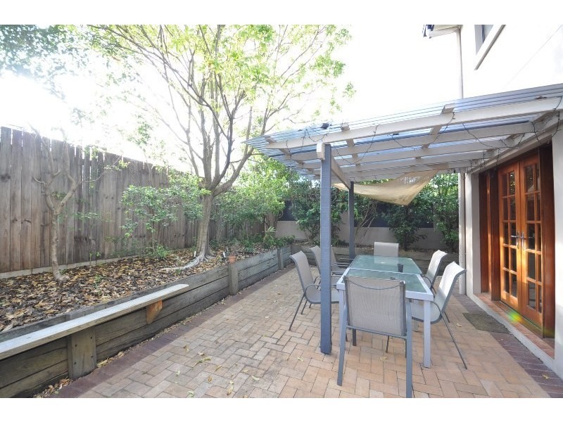 4/47 Leicester Street, Coorparoo QLD 4151