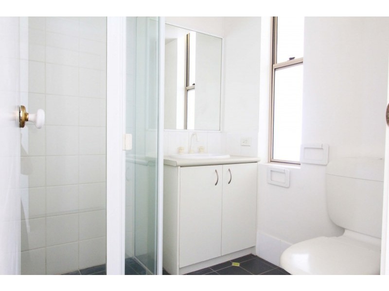 20/32 Newstead Terrace, Newstead QLD 4006