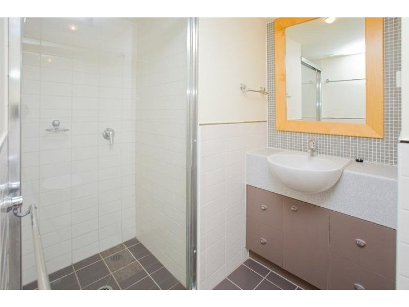 18/1 Newstead Avenue, Newstead QLD 4006