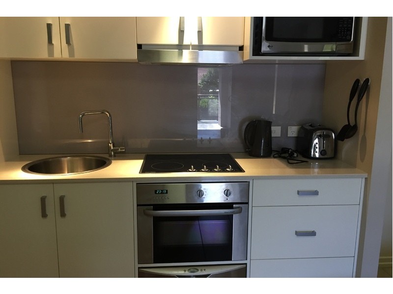 9/204 Wellington Road, Kangaroo Point QLD 4169