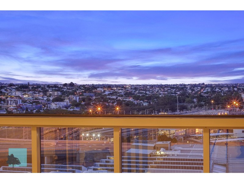 1115/16 Hamilton Place, Bowen Hills QLD 4006
