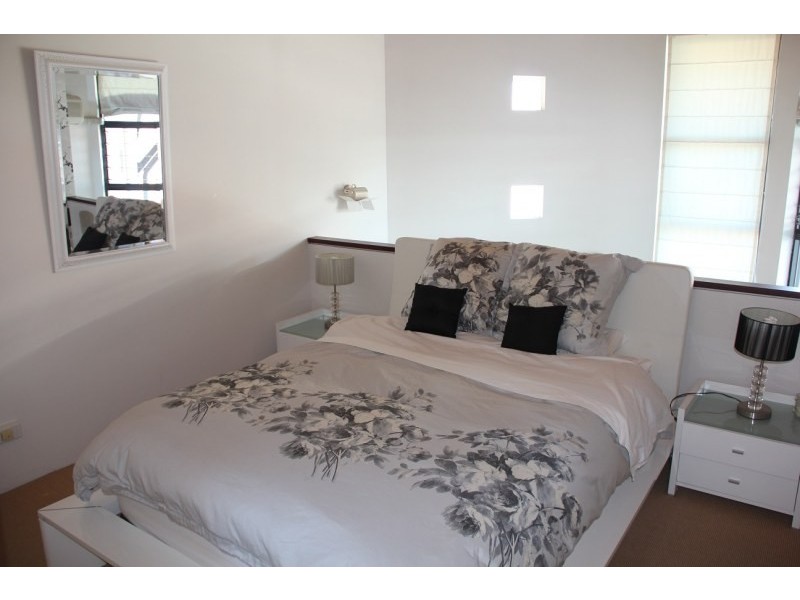 139 Commercial Road, Teneriffe QLD 4005