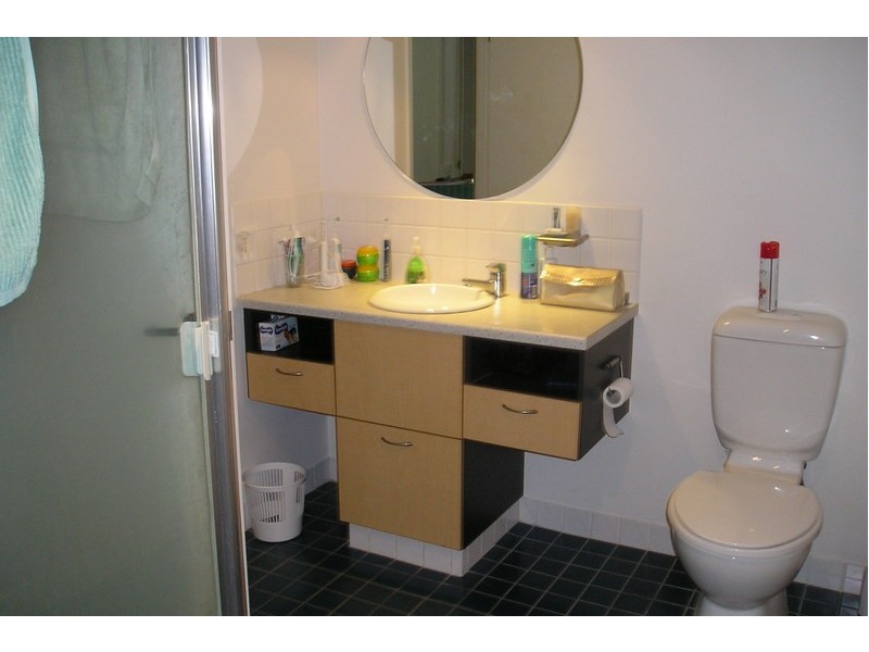 139 Commercial Road, Teneriffe QLD 4005