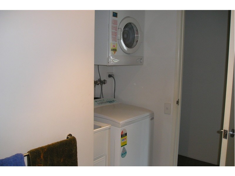 139 Commercial Road, Teneriffe QLD 4005