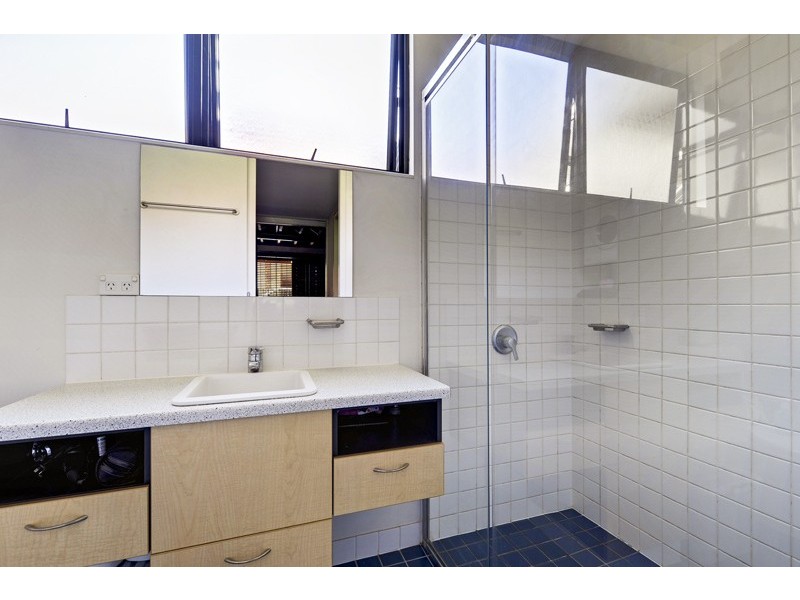 139 Commercial Road, Teneriffe QLD 4005