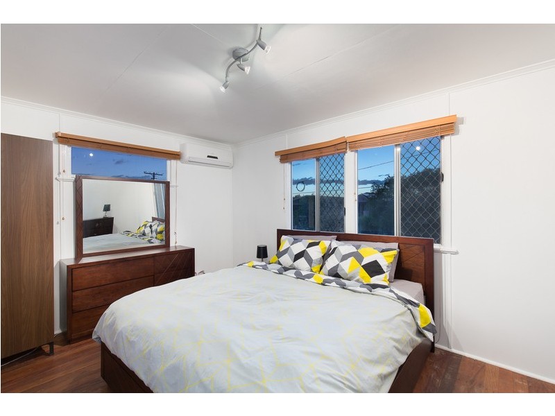 74 Morden Road, Sunnybank Hills QLD 4109