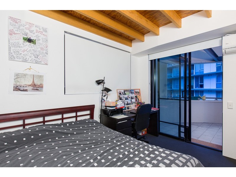 139 Commercial Road, Teneriffe QLD 4005