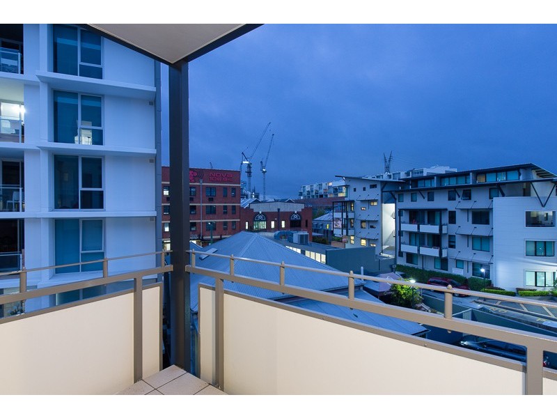 139 Commercial Road, Teneriffe QLD 4005