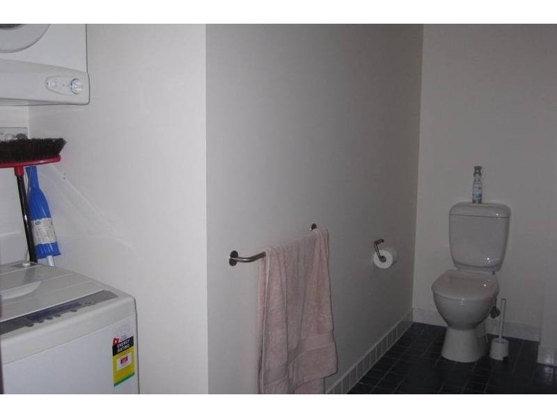 139 Commercial Road, Teneriffe QLD 4005