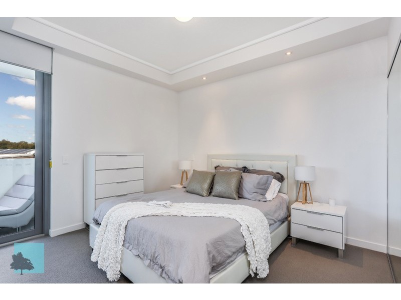 3309/126  Parkside Circuit, Hamilton QLD 4007