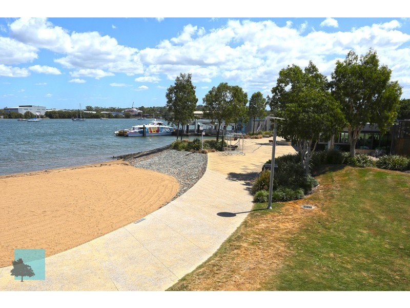 3309/126  Parkside Circuit, Hamilton QLD 4007