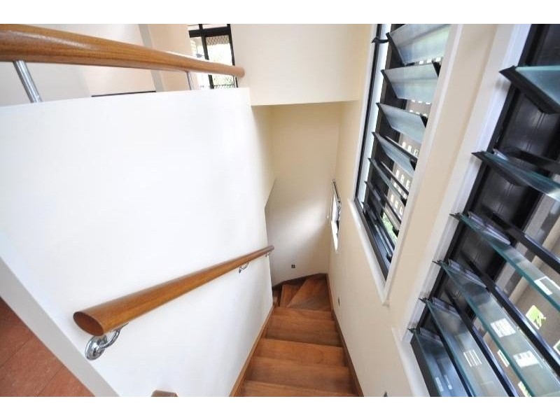 30A Dauphin Terrace, Highgate Hill QLD 4101