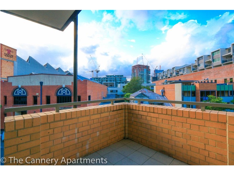 139 Commercial Road, Teneriffe QLD 4005