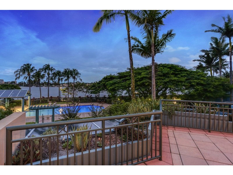 102/57A Newstead Terrace, Newstead QLD 4006