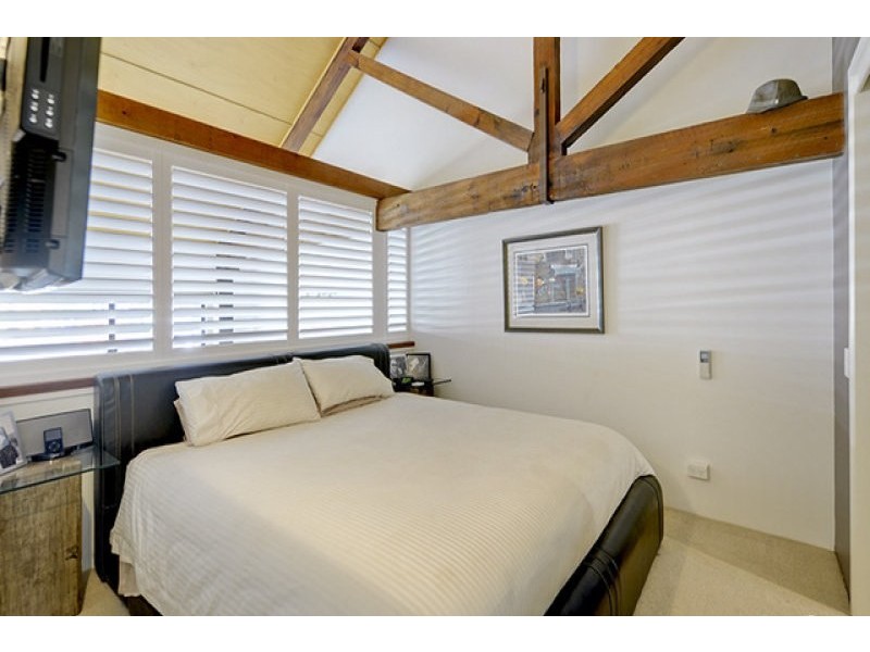 139 Commercial Road, Teneriffe QLD 4005