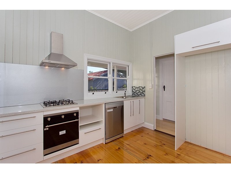 53 Baron Street, Greenslopes QLD 4120