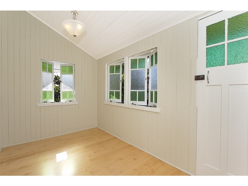 53 Baron Street, Greenslopes QLD 4120