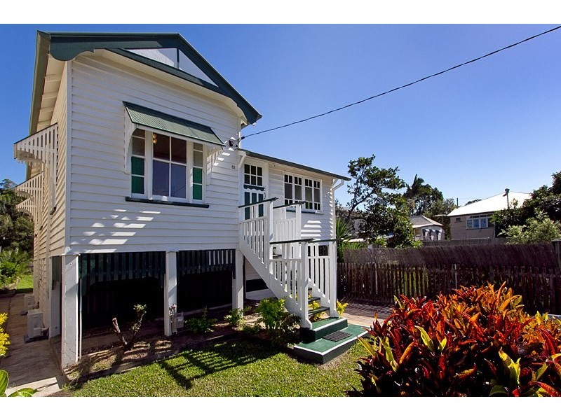 53 Baron Street, Greenslopes QLD 4120