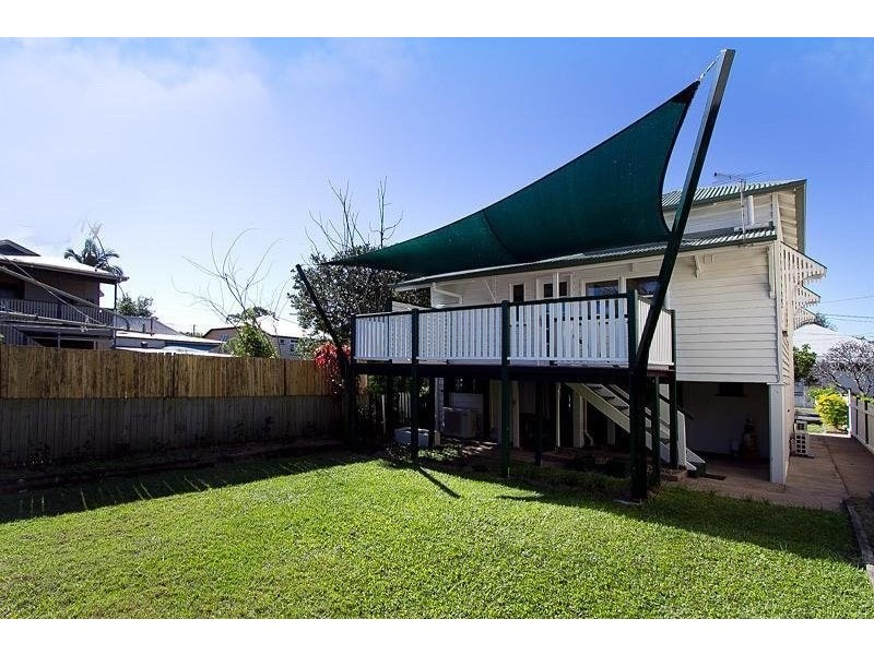 53 Baron Street, Greenslopes QLD 4120