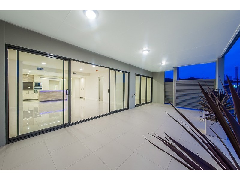 13/18 Helen Street, Teneriffe QLD 4005