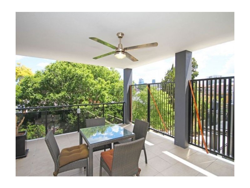 23/204 Wellington Road, Kangaroo Point QLD 4169