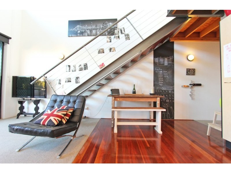 139 Commercial Road, Teneriffe QLD 4005