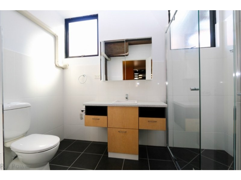 139 Commercial Road, Teneriffe QLD 4005