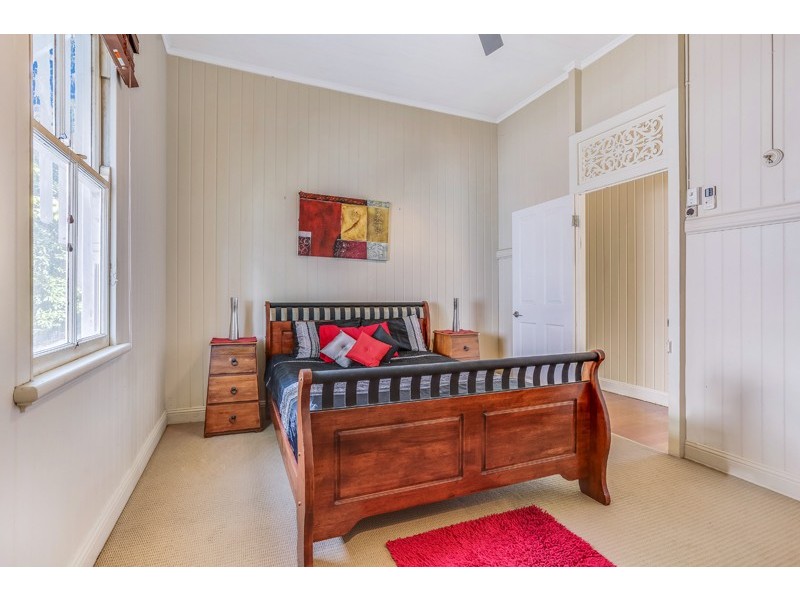 11 Ellen Street, Albion QLD 4010