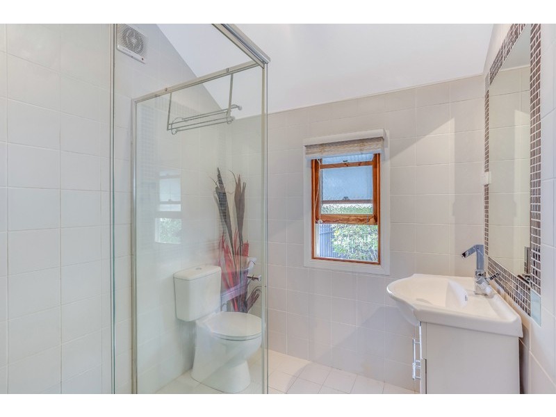 11 Ellen Street, Albion QLD 4010