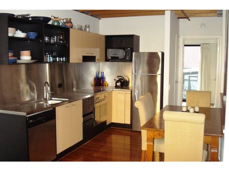 139 Commercial Road, Teneriffe QLD 4005