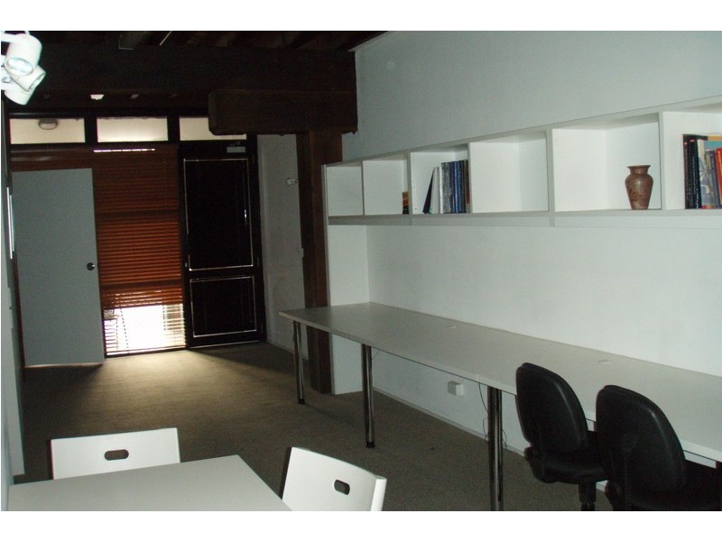 139 Commercial Road, Teneriffe QLD 4005