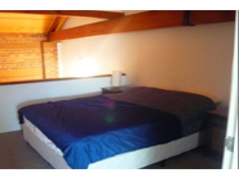 139 Commercial Road, Teneriffe QLD 4005