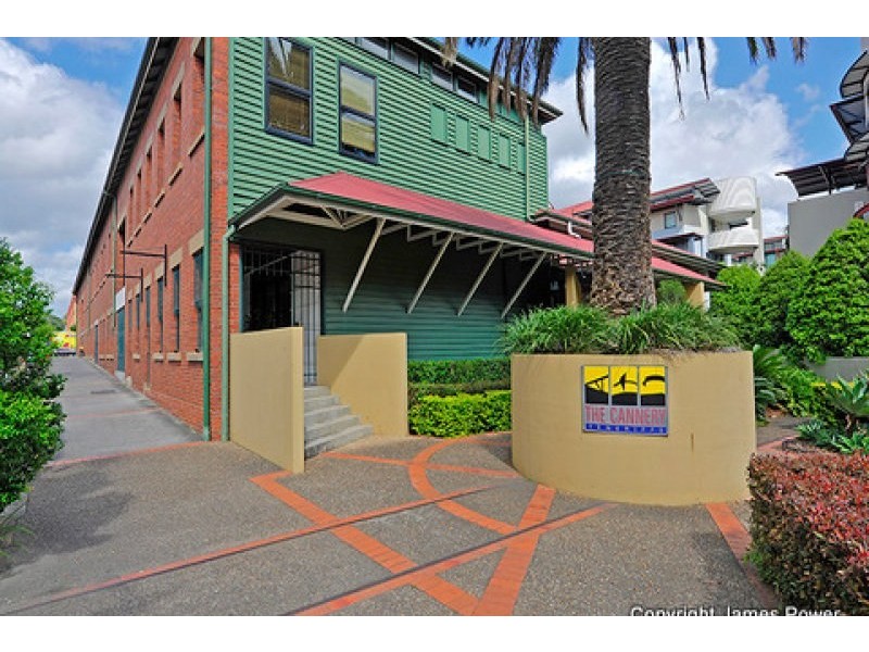 139 Commercial Road, Teneriffe QLD 4005